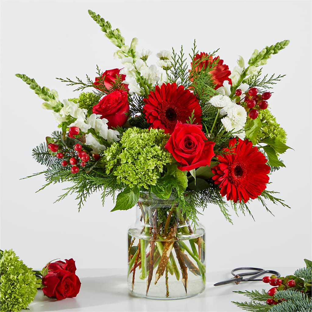 Merry Moment Bouquet – A Florist Original – Gcg Flowers, Cary NC