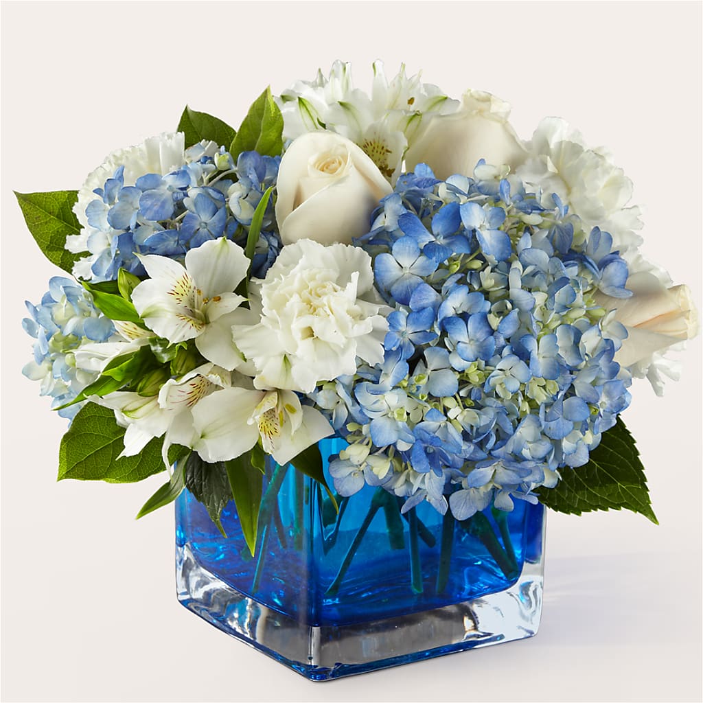 Soothing Waters Bouquet – Gcg Flowers, Cary NC