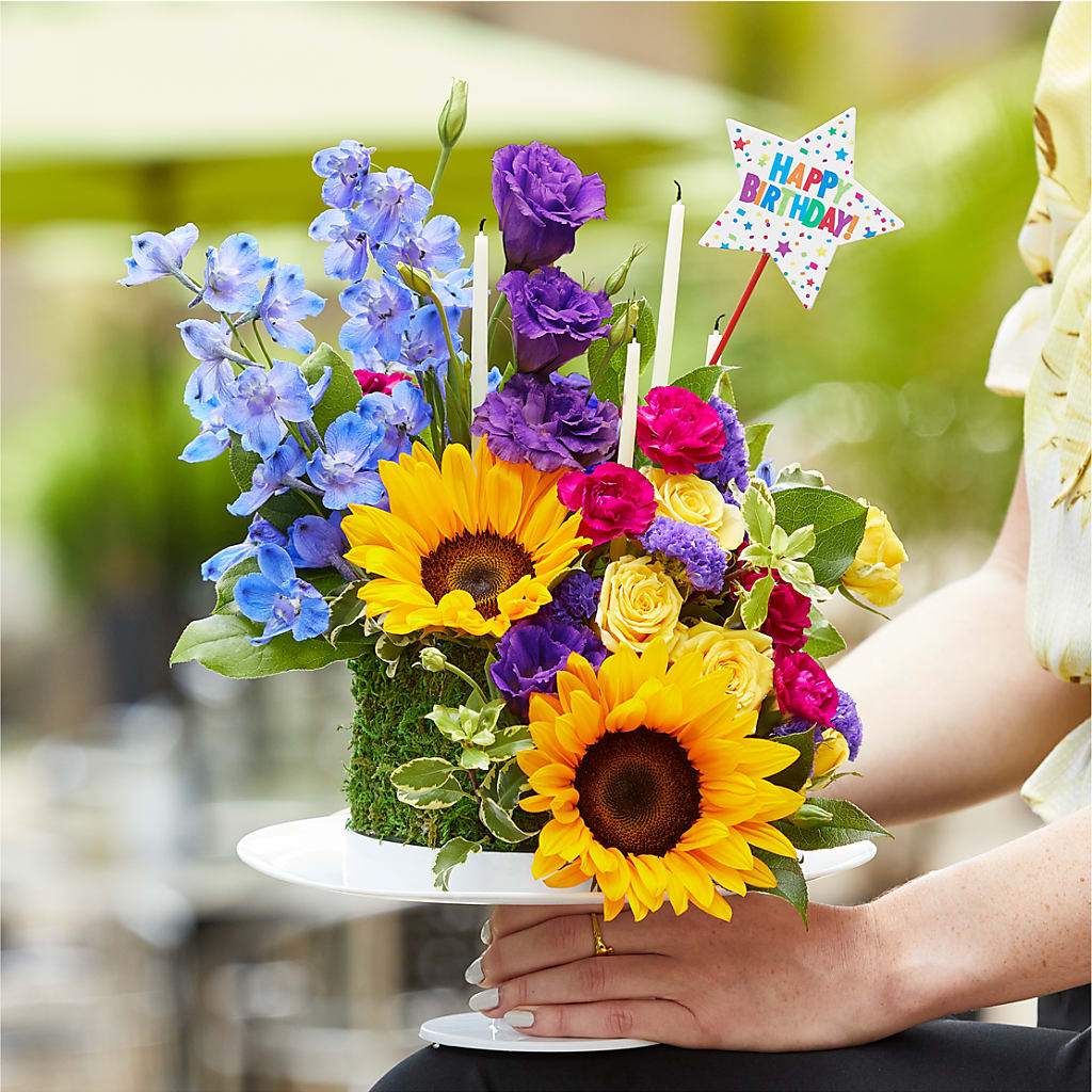 Star of the Day Floral Cake – Gcg Flowers, Cary NC
