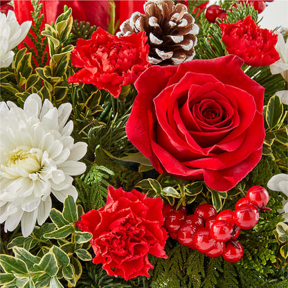 Holiday Soiree Centerpiece –  Gcg Flowers, Cary NC